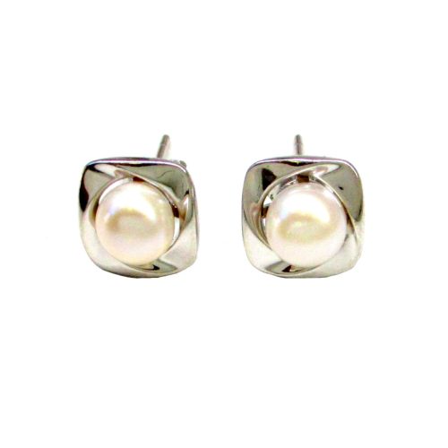 Pearl Whisper – gyöngyös ezüst fülbevaló (10 mm)